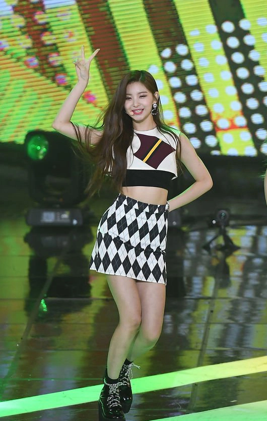 ＊韓国＊［YIN AND YANG IN HARMONY］Frill skirt 2type fdf39898-1ea2-4157-b415-