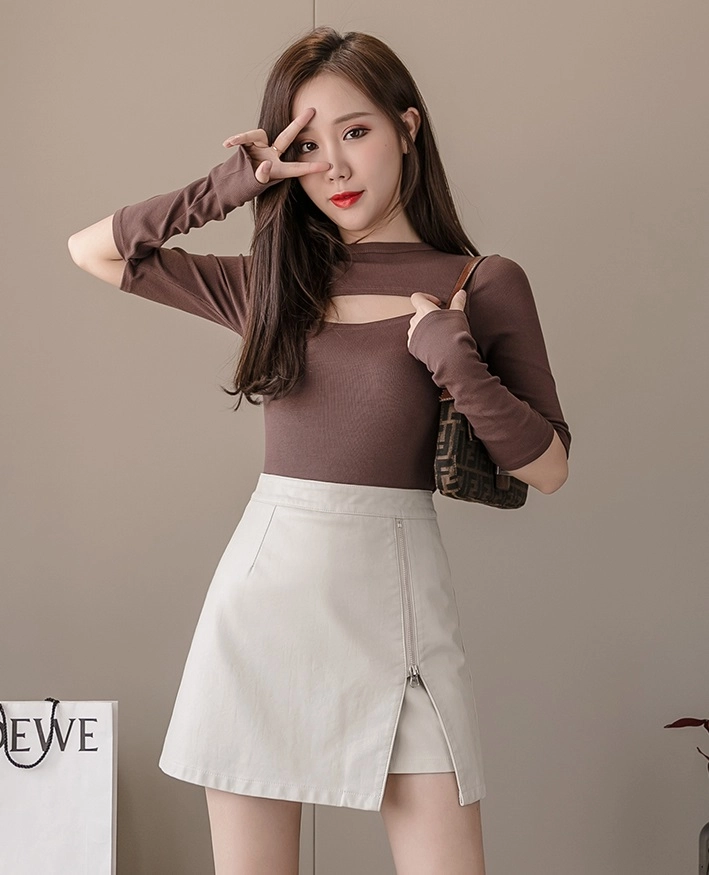 Black Zip-Front Leather Skirt | E:U - Everglow - Fashion Chingu