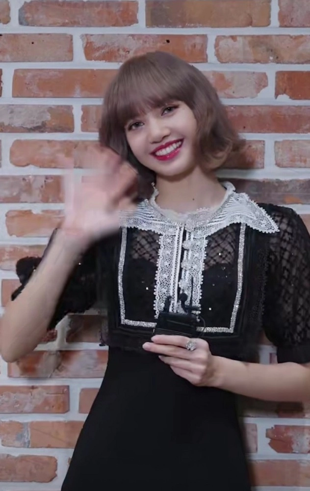 Black Puff Sleeve Lace Mini Dress | Lisa - BlackPink