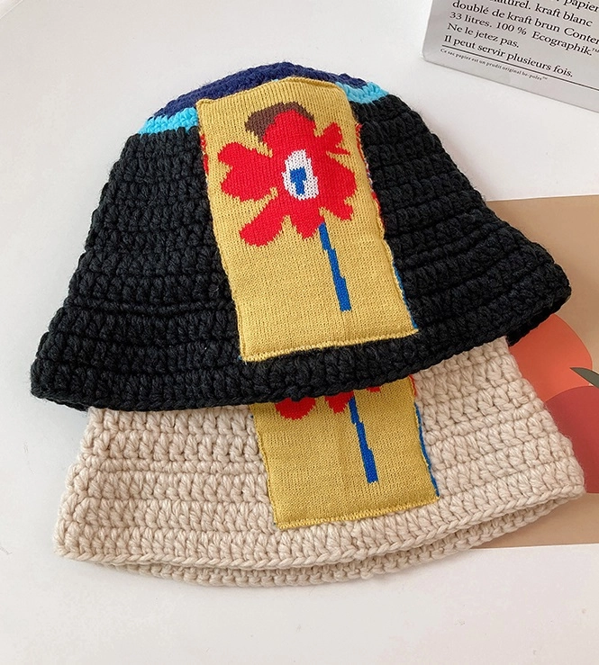 Black Flower Patched Crochet Hat | Giselle - Aespa - Fashion