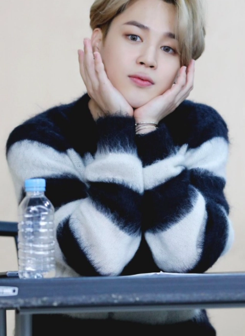 【DIFFERENTBUTSAME】BTS JIMIN 着用★ EMBROIDERY KNIT BTSジミン着用☆embroidery knit black/white/_differentbutsame