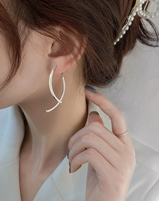Silver Curved Stick Drop Earrings | Jimin - BTS - Fashion Chingu