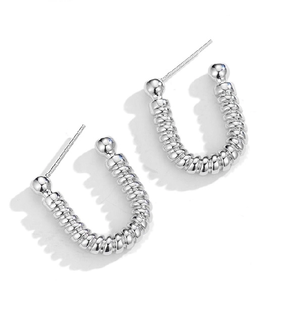 Silver U-Shaped Earrings | Oh Soo Ah - Itaewon Class