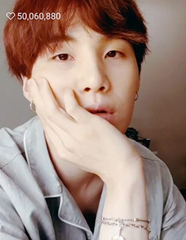 ★BTS SUGA着用★【ONE ENOUGH】Red Silver Ball Bracelet ONE ENOUGH】BTS SUGA 着用☆ RED SILVER BALL BRACELET (ONE