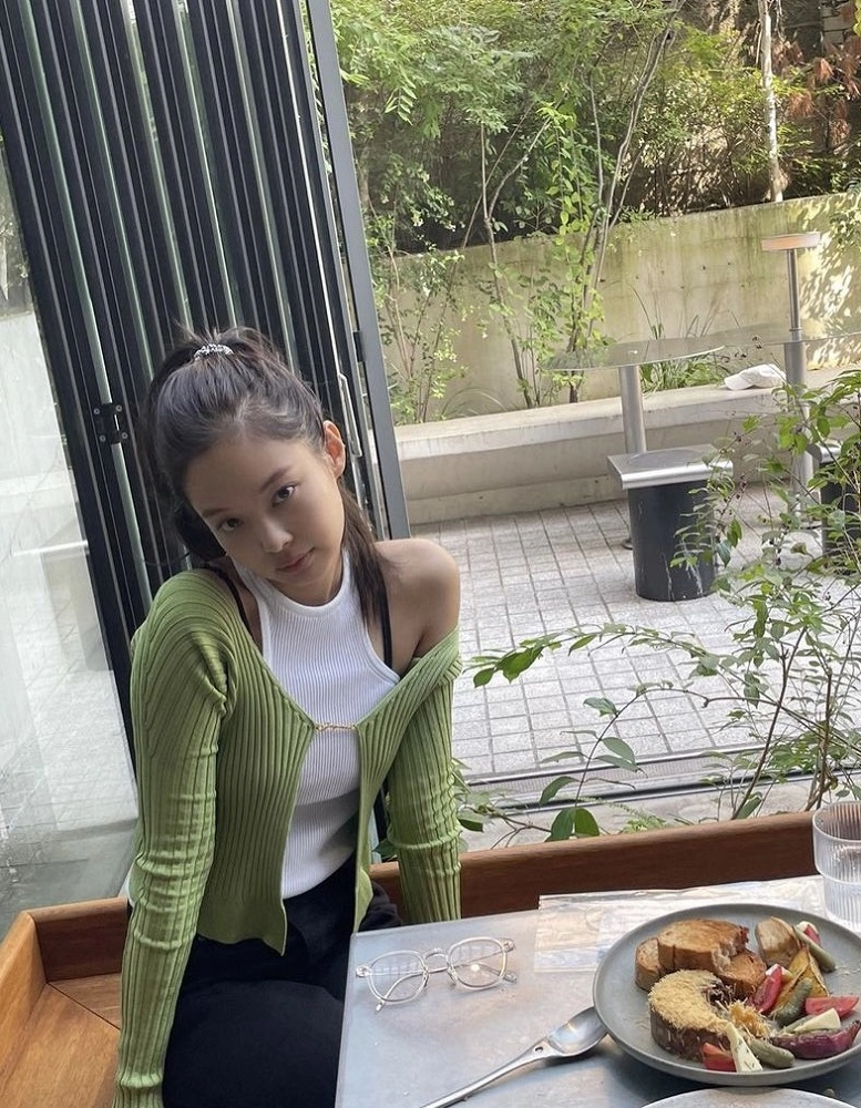 その他 Jennie Cooing Jennie Cooing