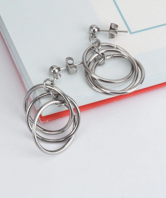 ★BTS 着用 BRAND★HYERES LOR★SILVER CURVE EMBLEM EARRING 6b43c1e742e9a4471a18cf85032be5