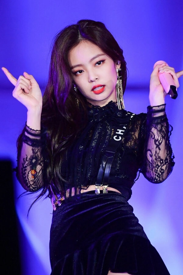 Black Top with Lace and Skirt Set | Jennie - Blackpink
