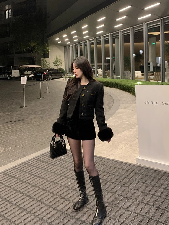 ☆韓国の人気☆【TWEEDY-A】☆ROSE VELVET RIBBON FUR JACKE.T☆ ☆韓国の人気☆【TWEEDY-A】☆ROSE VELVET RIBBON FUR JACKE.T