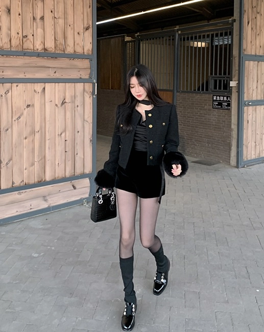 [Dunst] Classic Tweed Jacket Black BLACK PINK ジェニー着用 Dunst] Classic Tweed Jacket Black BLACK PINK ジェニー着用