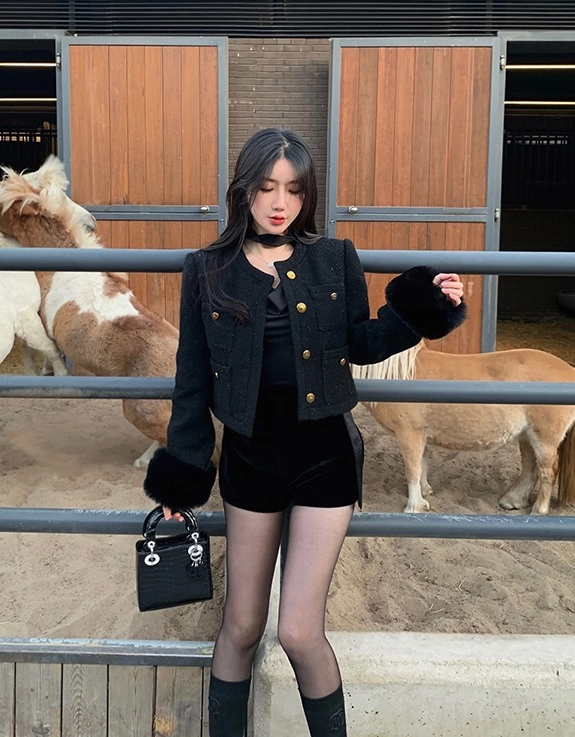 ☆韓国の人気☆【TWEEDY-A】☆ROSE VELVET RIBBON FUR JACKE.T☆ ☆韓国の人気☆【TWEEDY-A】☆ROSE VELVET RIBBON FUR JACKE.T