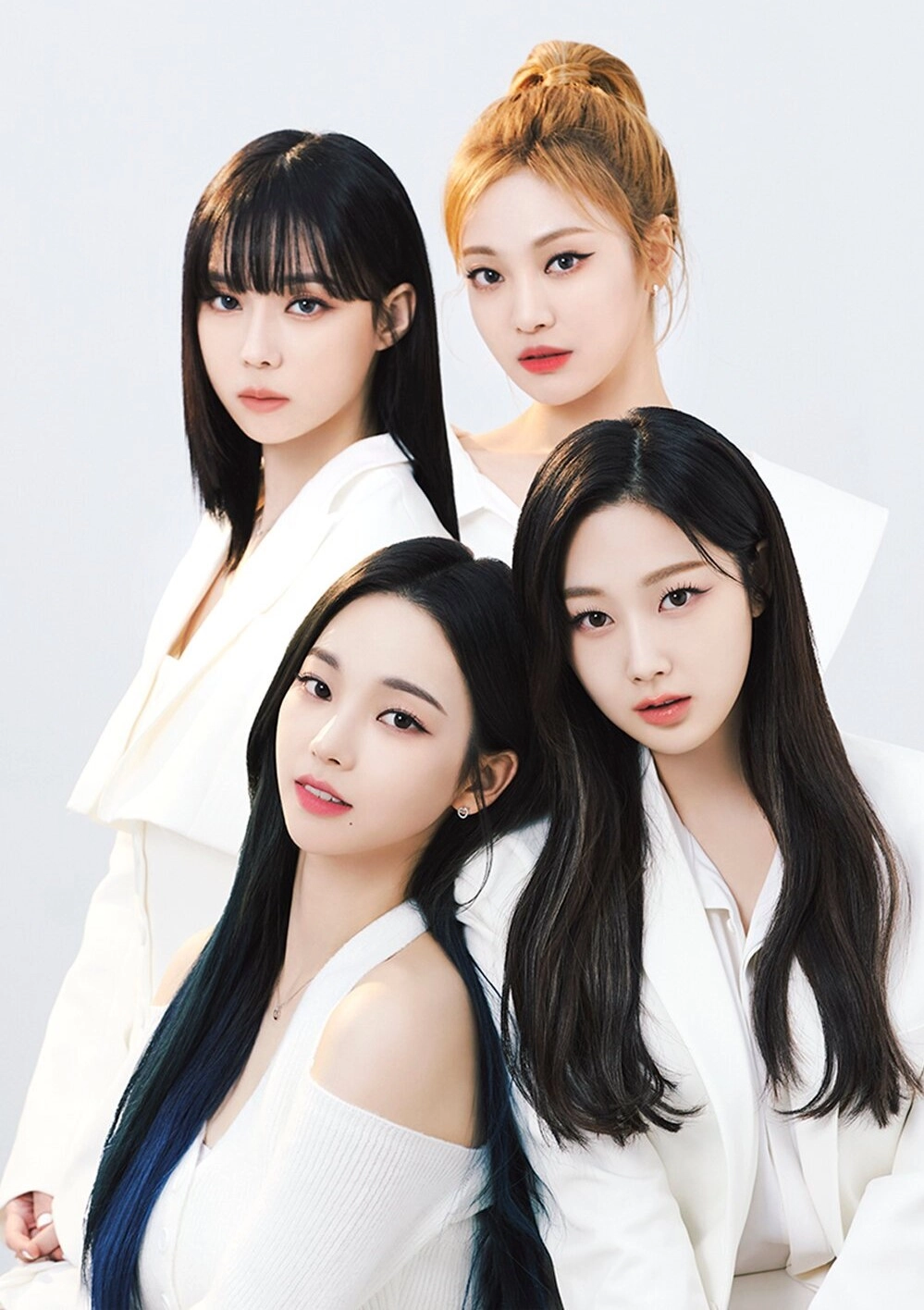 White Halter Long Sleeves Top | Karina - Aespa - Fashion Chingu