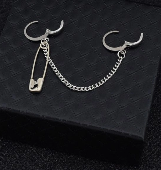 Silver Safety Pin Earring | Baekhyun - EXO - Fashion Chingu
