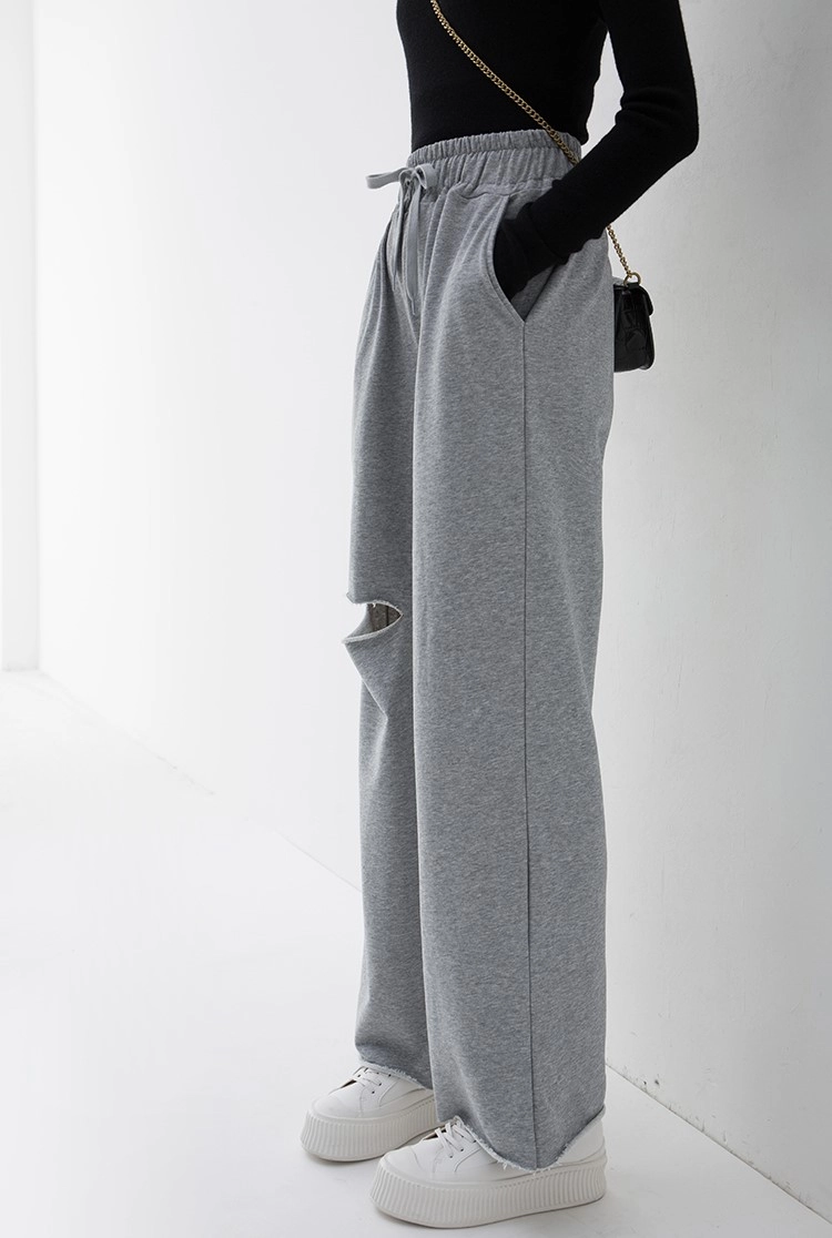 Grey Ripped Jogging Pants | Rose - BlackPink - Fashion Chingu