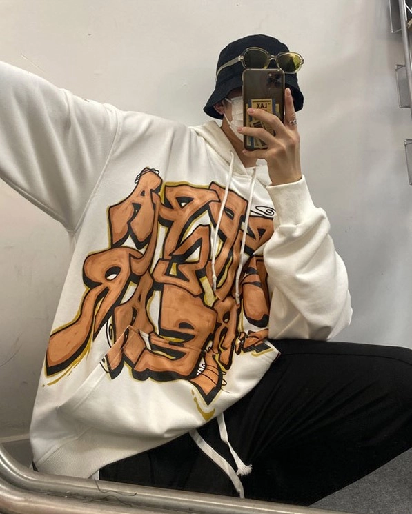 White Graffiti Hoodie Jisung Stray Kids Fashion Chingu