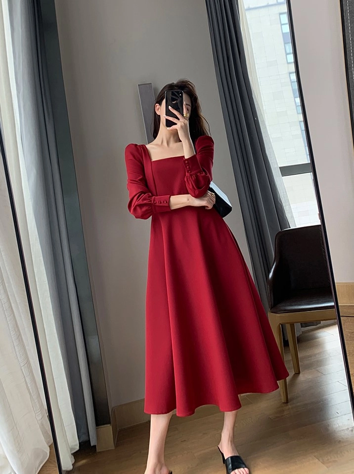 ★CERRIC★WAVE LONG SLEEVELESS DRESS★1570★Red★韓国★人気 Center Slit Maxi Dress - Red - Final Sale! – Clara Sunwoo