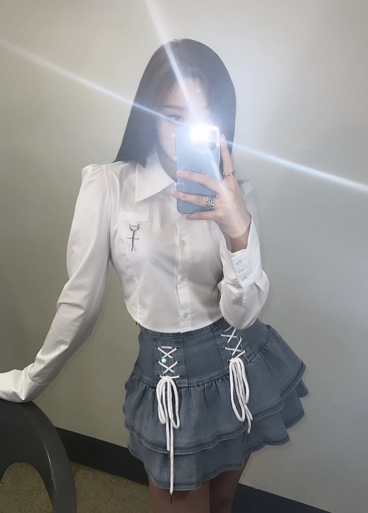 Blue Lace-Up Denim Skirt | Giselle - Aespa - Fashion Chingu