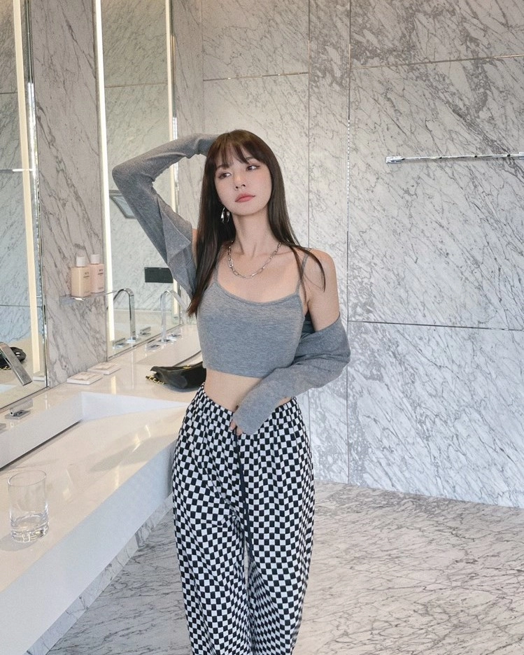 ☆aespa カリナ☆【INSILENCE】☆checkered drawstring ba.g☆ s-l1200.jpg
