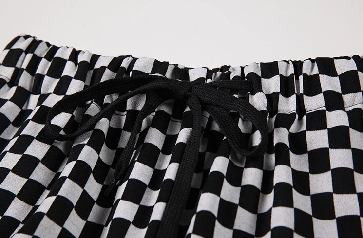 ☆aespa カリナ☆【INSILENCE】☆checkered drawstring ba.g☆ Black And White Checkerboard Pants | Karina - Aespa