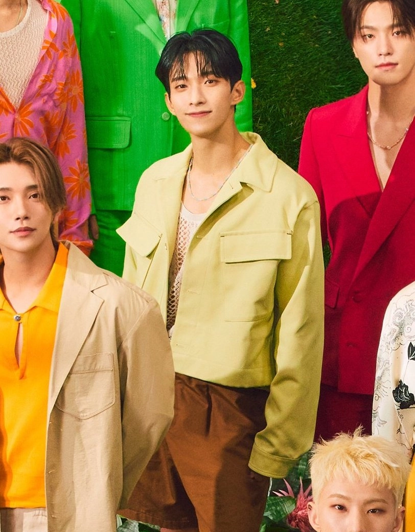 Beige Front Pocketed Jacket | DK - Seventeen - Fashion Chingu
