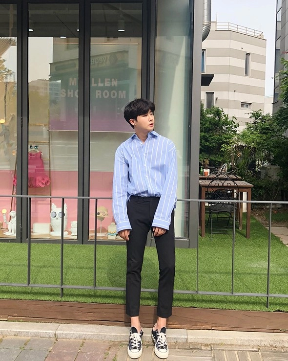 Light Blue Vertical Stripes Shirt | Jeonghan - Seventeen