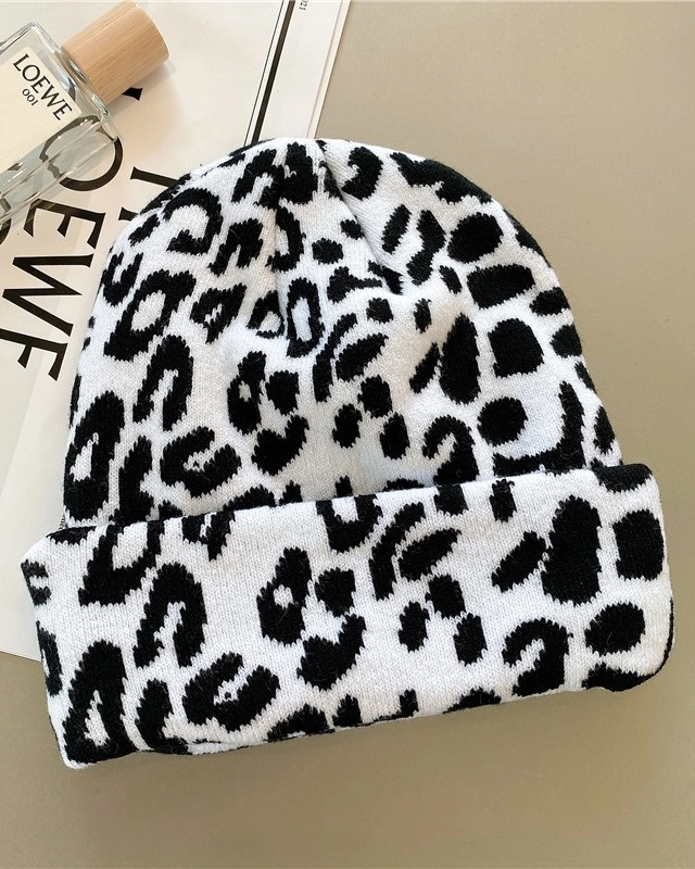 White Leopard Pattern Beanie | Heeseung - Enhypen - Fashion