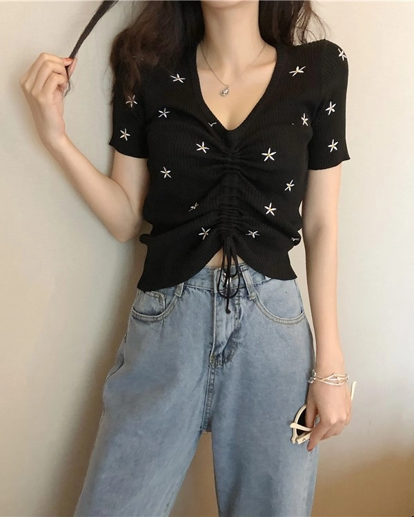 BLACKPINK JISOOジス AMORTAGE CROP TSHIRT JISOO - Crop T-Shirt [AMORTAGE Official MD] - K PLACE