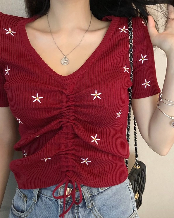 Black Floral Embroidery Drawstring Top | Jisoo - BlackPink