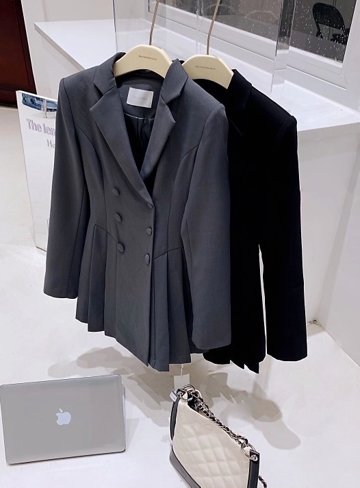 Grey Pleated Suit Dress | Wheein - Mamamoo - Fashion Chingu