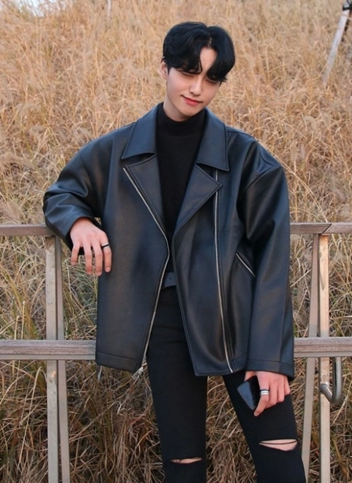 SEVENTEEN ピケット　DK Seventeen Fashion (세븐틴 패션) -fan account- 🩵🩷 on X: 