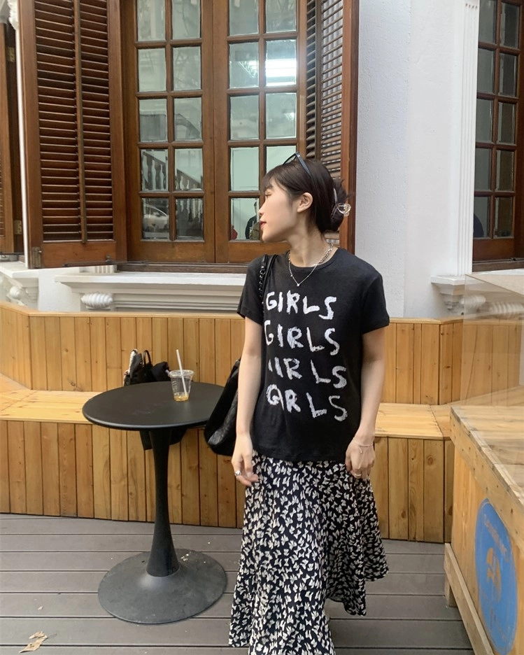 Black Girls Print Graphic T-Shirt | Jay - Enhypen - Fashion