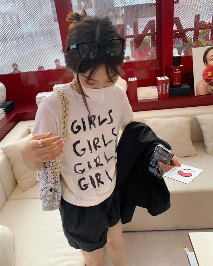 Black Girls Print Graphic T-Shirt | Jay - Enhypen - Fashion Chingu