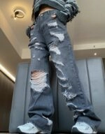Black Multi-Ripped Jeans | Yuqi - (G)I-DLE - Fashion Chingu