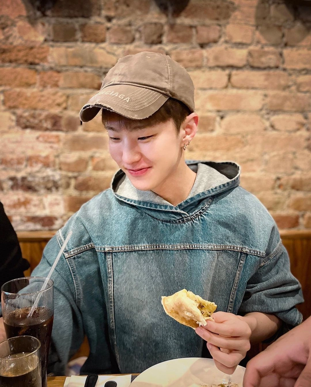 Blue Oversized Denim Hoodie | Hoshi - Seventeen - Fashion Chingu