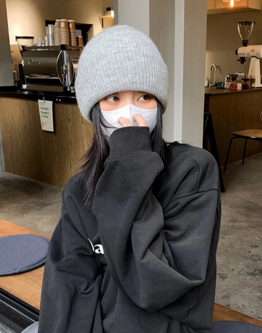 Black Knitted Beanie | Jungwon - Enhypen - Fashion Chingu