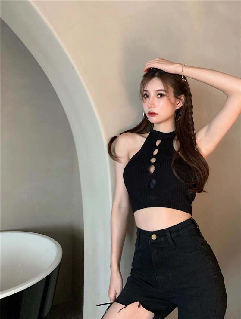 ☆韓国の人気☆【ITZAVIBE】☆HALTER-NECK SET BANDING PANT.S☆ Basic Halter Top CM408 - Korean Women's Fashion | LEWKIN