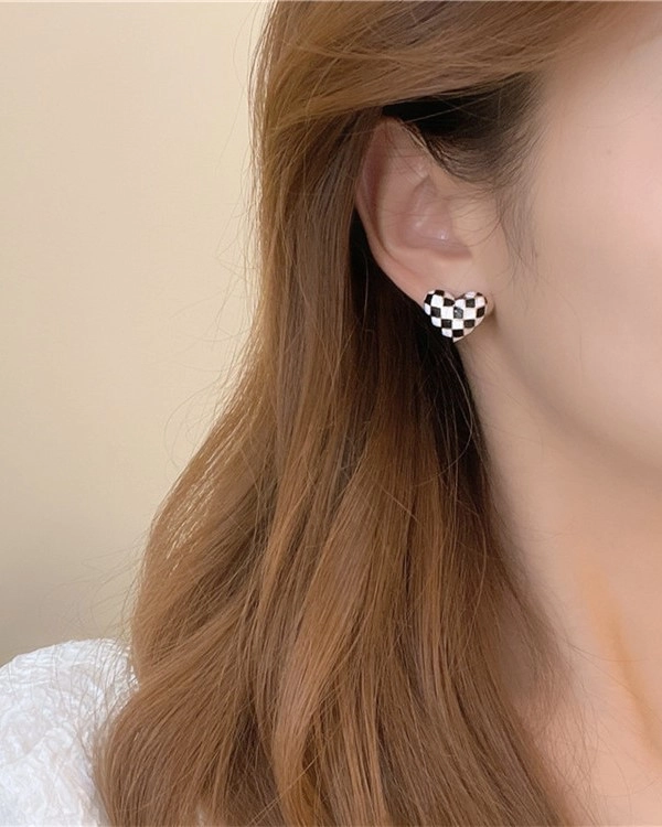 【LAZY DAWN】TWICE ジヒョ着用★square check earring E016 Black And White Checkered Earrings | Jihyo - Twice - Fashion