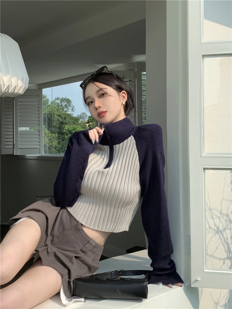 Blue Ribbed Zip-Up Sweater | Rose - BlackPink - Fashion Chingu
