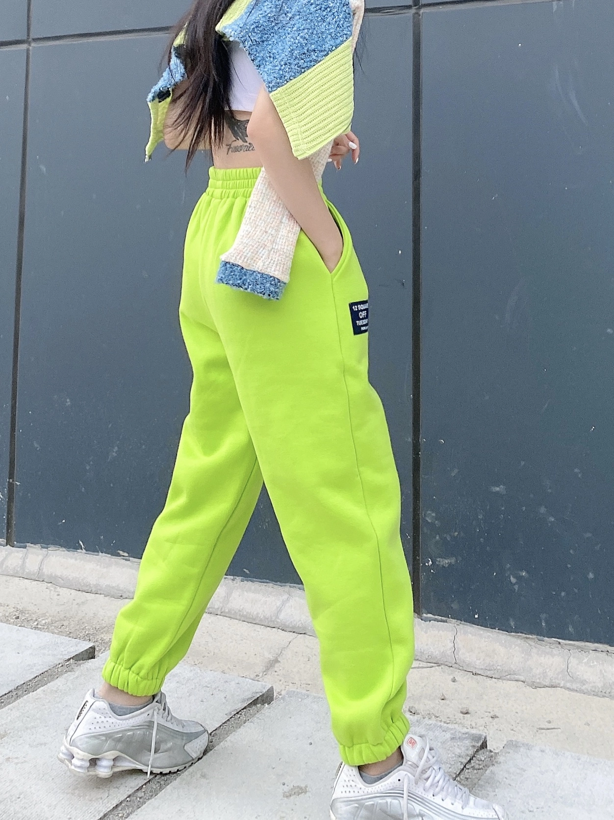 ★NCT着用ブランド★ITZAVIBE★GO  SOCIETY JOGGER PANTS Neon Green Jogger Pants | Mark - NCT - Fashion Chingu