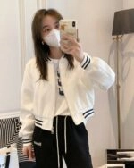 アウターその他 [GLOWNY]PEBBLE BOUCLE JACKET (BLACK) TWICE SANA\"PICK TWICE - Sana - TWICE - Sana added a new photo.