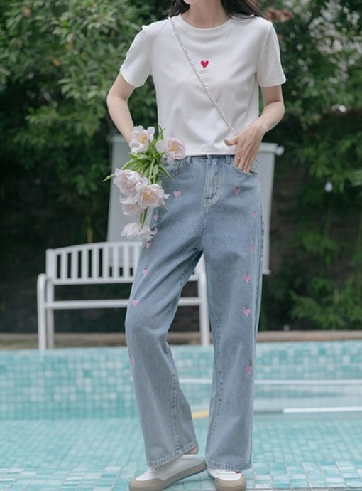 【AEAE】韓国人気★Heart Embroidery Jeans Blue Denim Heart Embroidered Jeans - Fashion Chingu