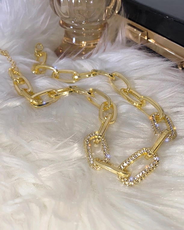 Gold Crystal Embezzled Link Necklace | Jinsoul - Loona