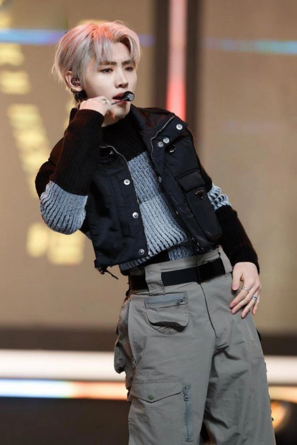 Green Multi Pocket Cargo Pants | Sunghoon - Enhypen