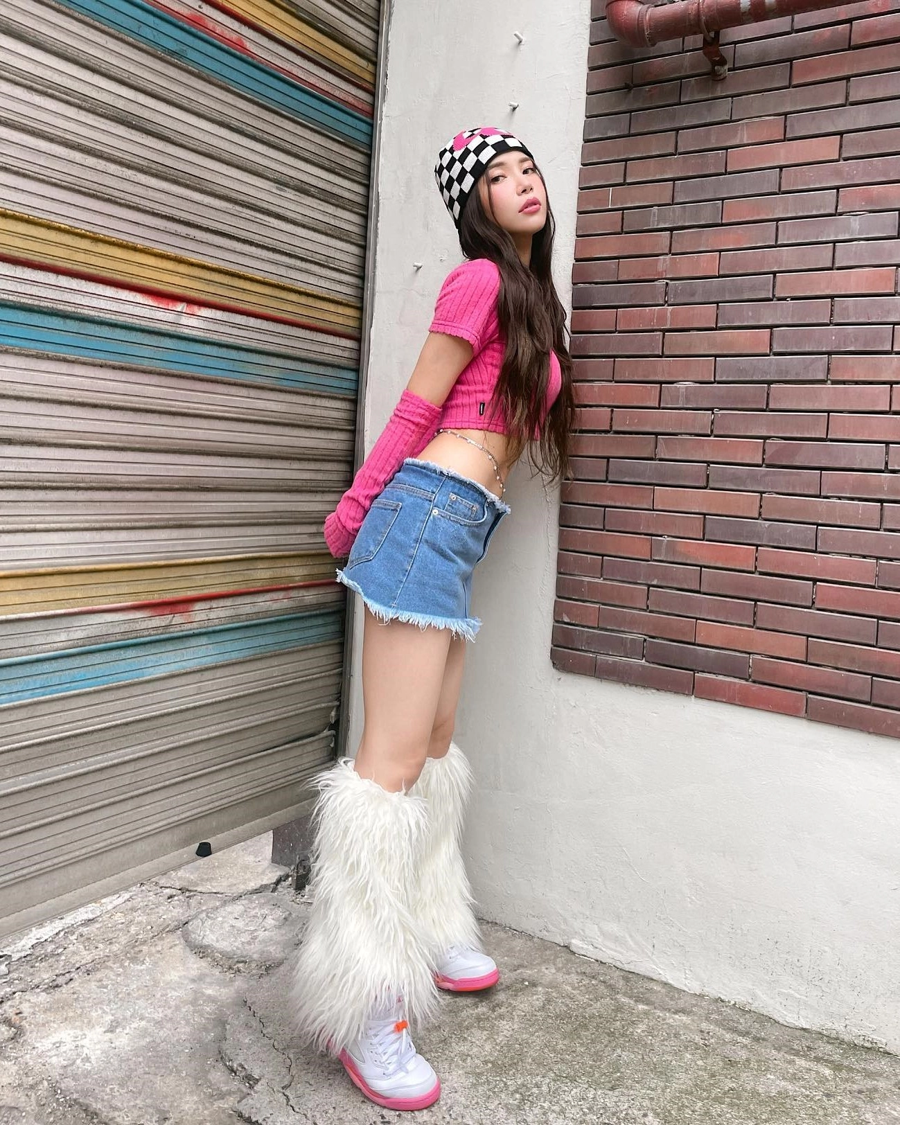White Fur Leg Warmers Solar Mamamoo Fashion Chingu