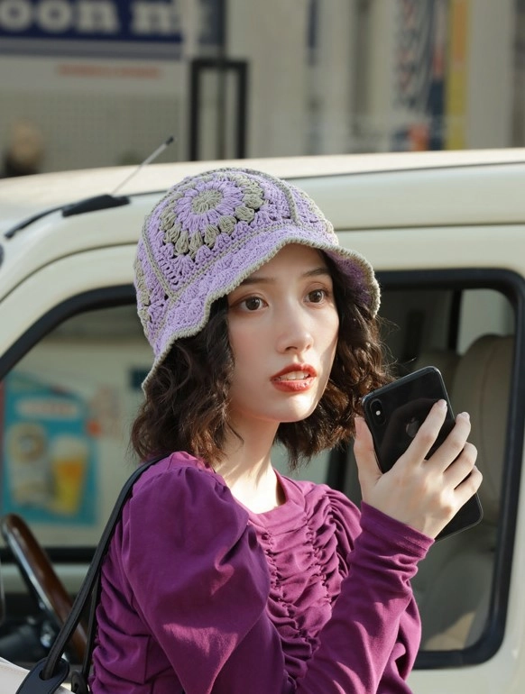 Lilac And Olive Floral Knitted Hat | Hyein - NewJeans