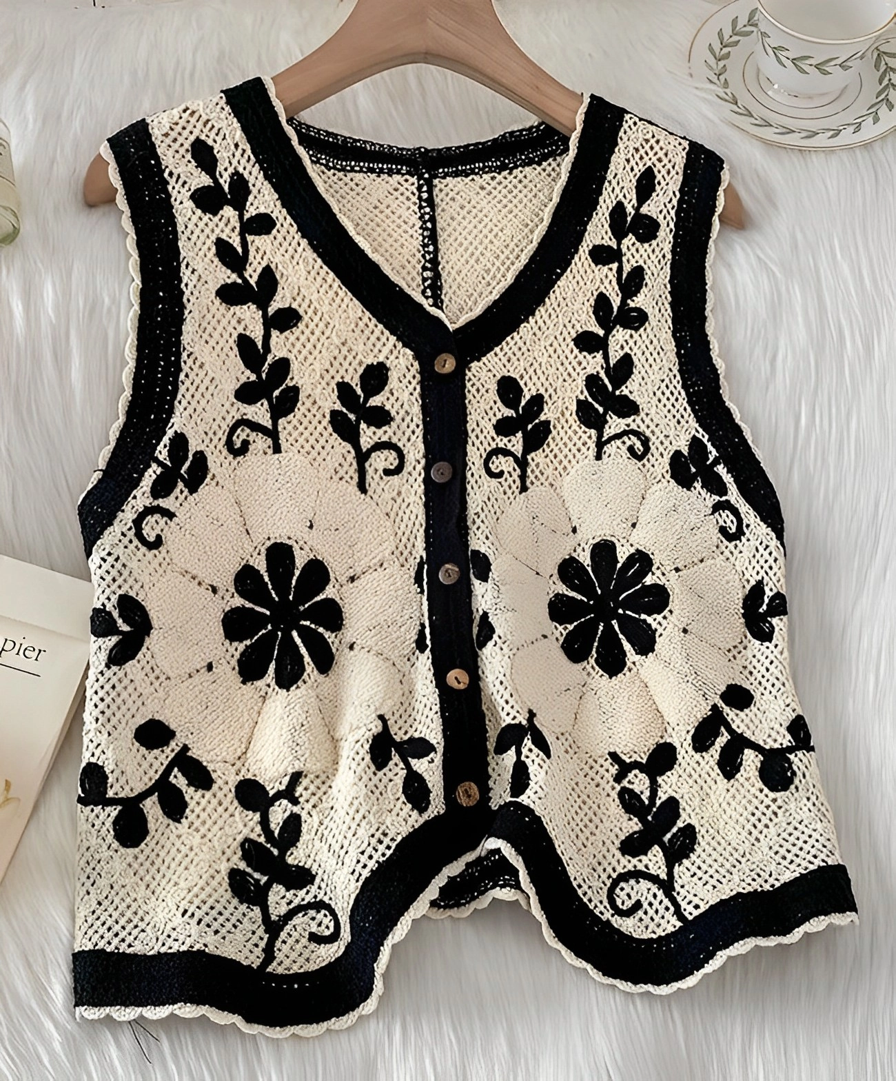 トップス HYEON /blossom gilet HYEON (ヘヨン) official online store