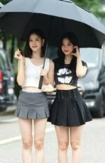 ★NCT着用ブランド★ITZAVIBE★PLEATS CHECK SKIRT PLEATS CHECK SKIRT - ITZAVIBE | 60% - Asian Fashion Online Store
