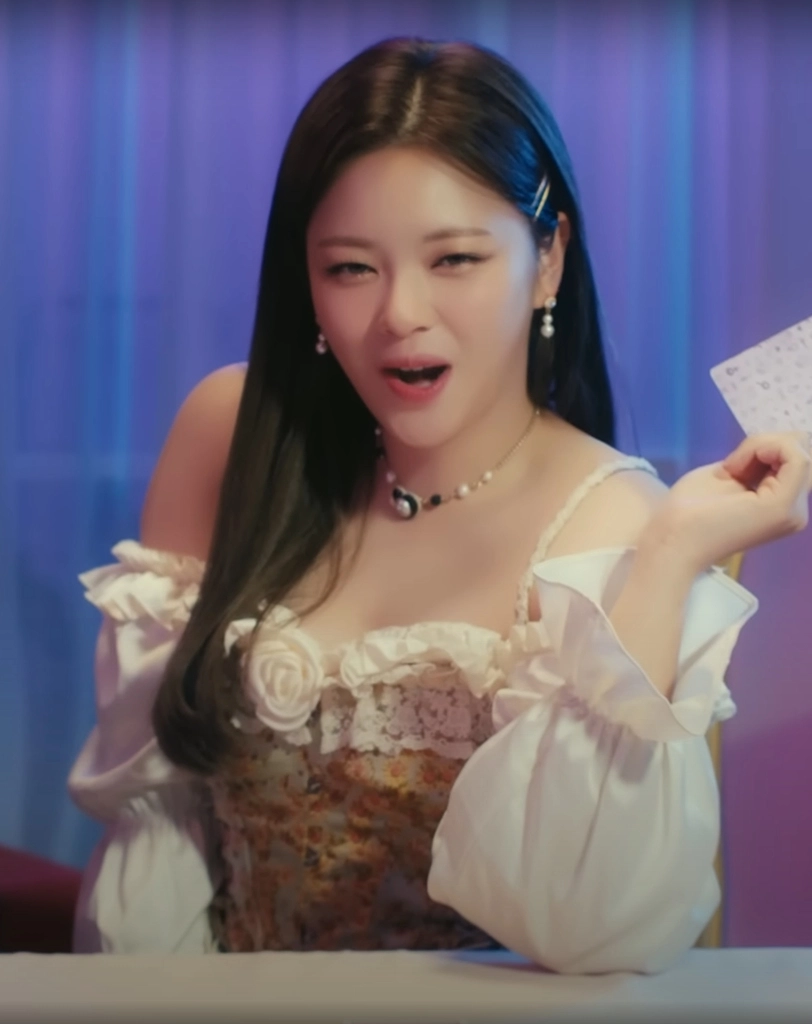 TWICE JEONGYEONセット Green Floral Corset Top | Jeongyeon- Twice - Fashion Chingu