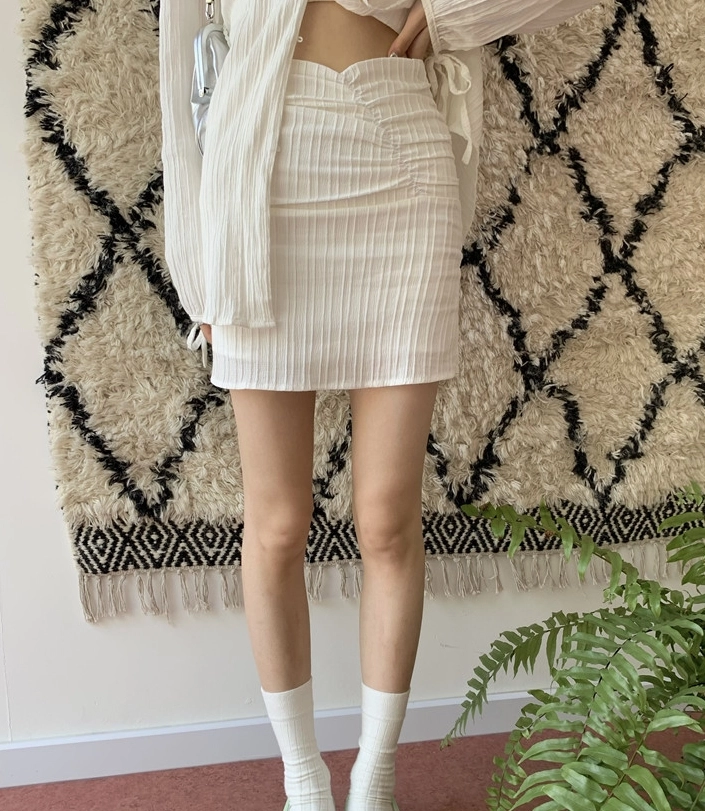 新品 JUUKIFF GATHERED SKIRT IN WOOL JUUKIFF(ジューキフ)のGATHERED SKIRT IN WOOLの通販｜PALETTE