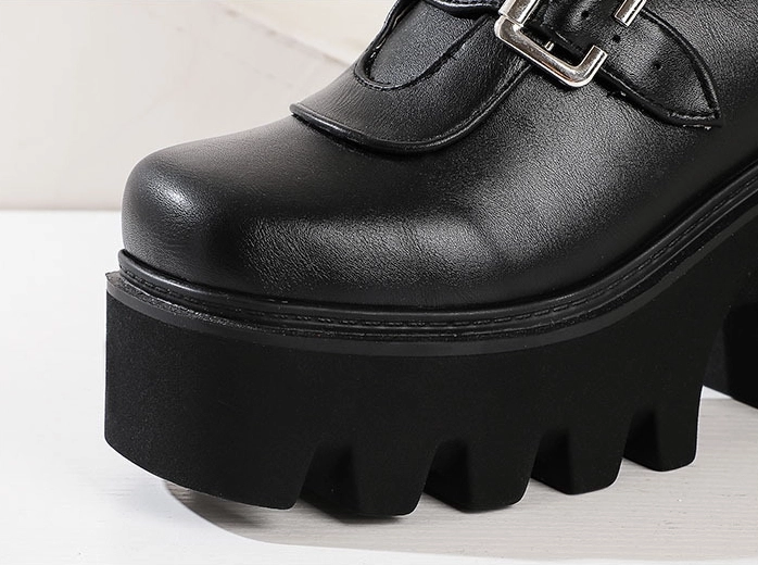 Black Gladiator Boots | Miyeon - (G)I-DLE - Fashion Chingu