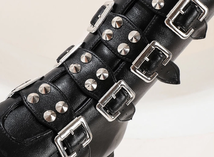 Black Gladiator Boots | Miyeon - (G)I-DLE - Fashion Chingu